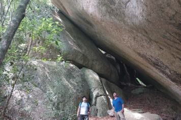 Foto - TRILHA DAS PEDRAS ABRAÇADAS