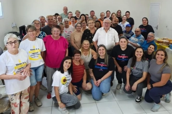 Grupos e equipes do ESF Central celebram o ano com integração e expectativa para 2026