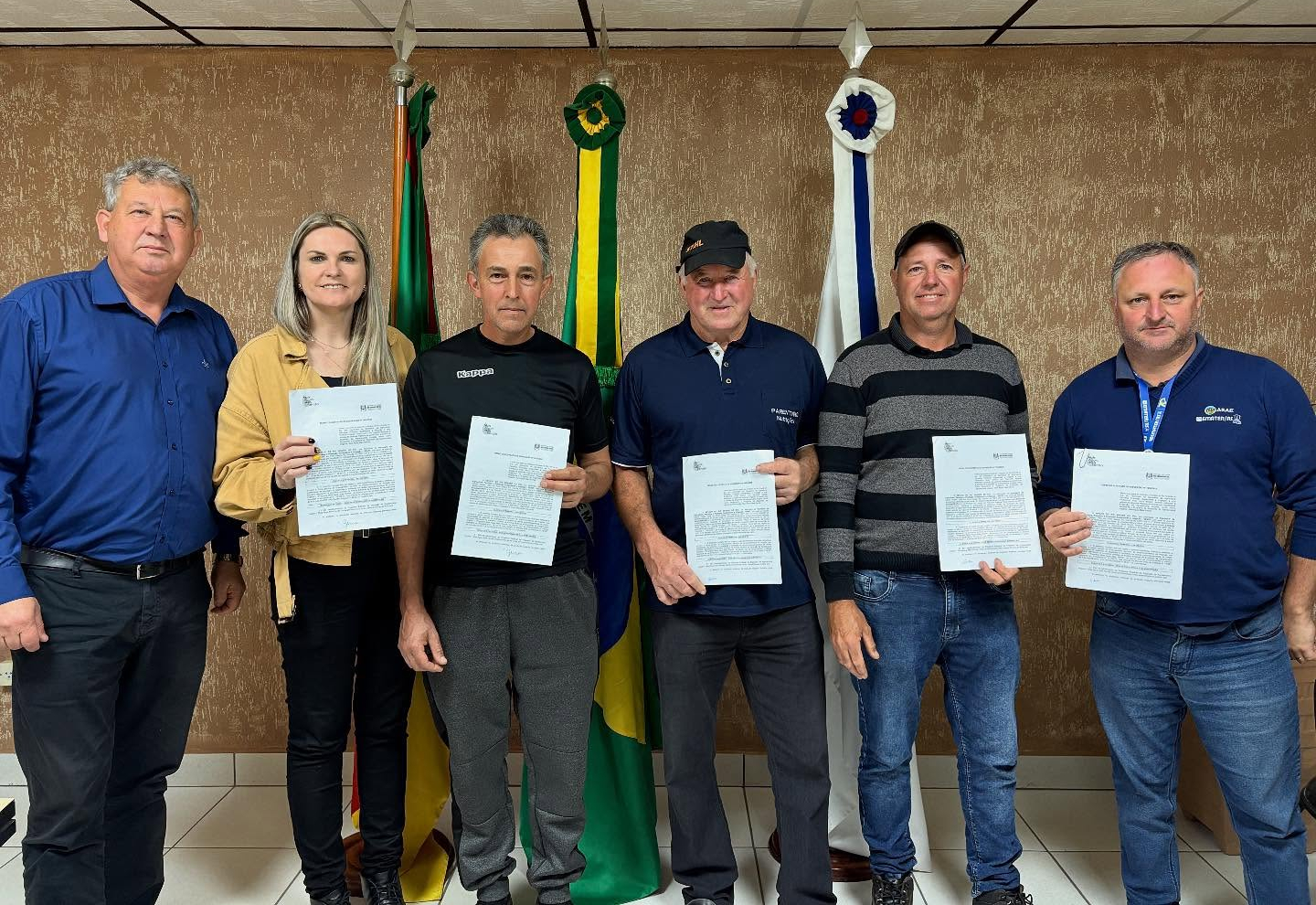 gricultores de Sertão Santana formalizam contratos do Programa Mais Água Mais Renda